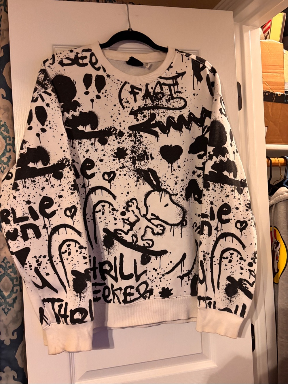 H&M White & Black Snoopy Graffiti Graphic Crewneck Sweatshirt